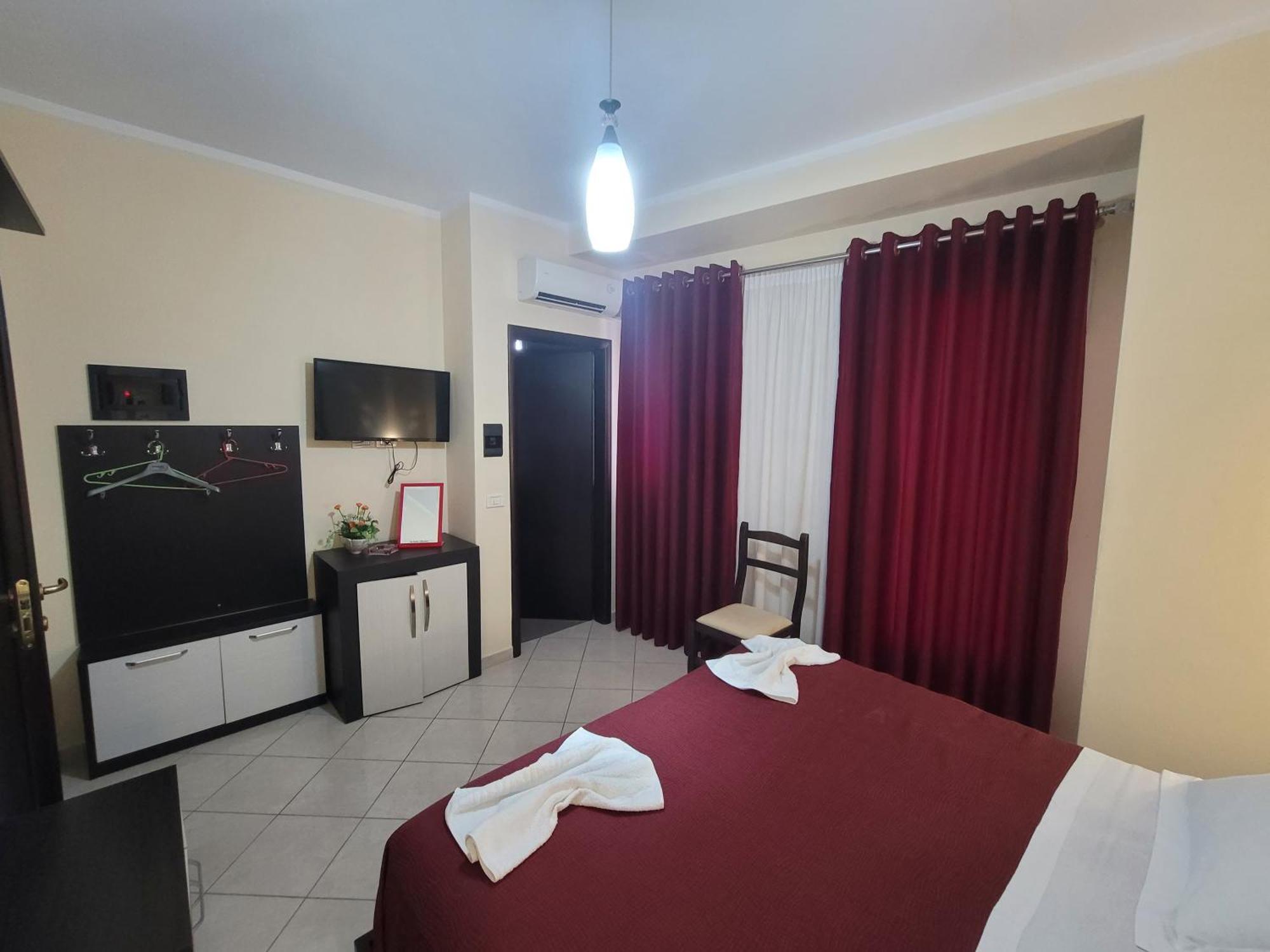 Haris 3* Vlorë